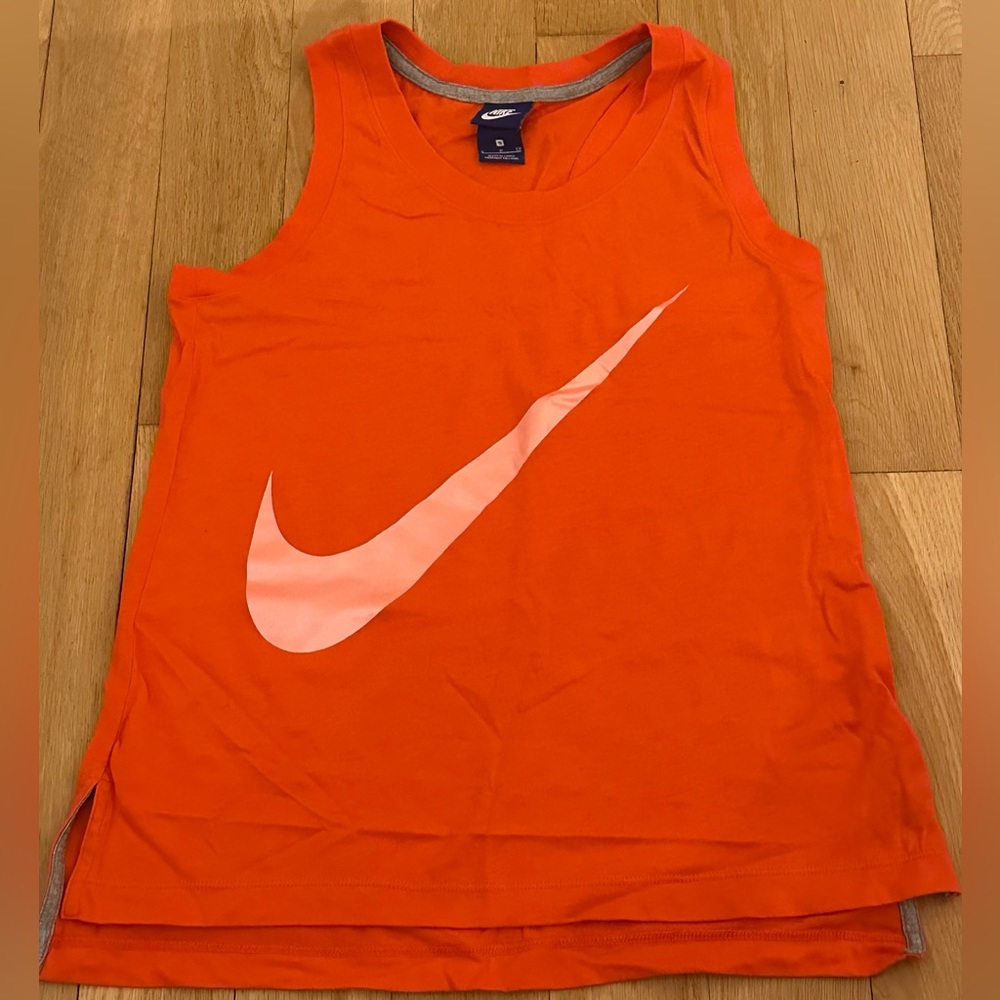 Women’s Nike Orange Tank Top Size Small Like New